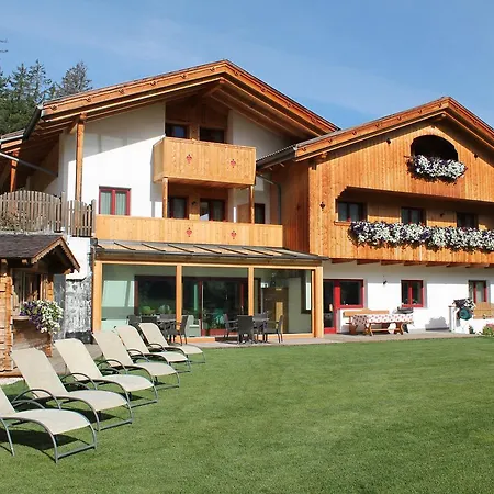 Garni Ciasa Urban 3* Badia (South Tyrol)